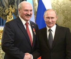 Путин примет в широкие объятия: озвучен сценарий воссоединения с Минском