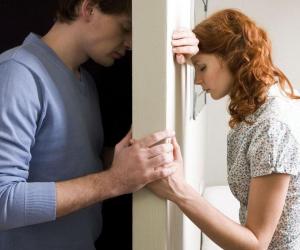 Две правды одного предательства: что на самом деле ранит мужчин и женщин в отношениях