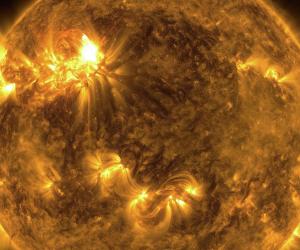 Солнце проснулось: две мощные вспышки обрушились на Землю в понедельник
