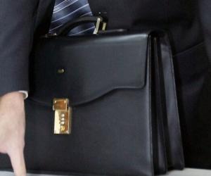 «Заплатил, можно оскорблять и быковать дальше? Штрафы для чиновников не помогают — их надо просто уволь ...