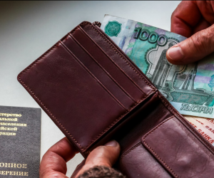 Пенсии за январь россияне получат в декабре: как изменится выплата после индексации