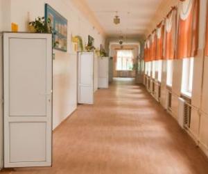 Языковой барьер и документы: лишь каждый пятый ребенок мигранта смог поступить в российскую школу