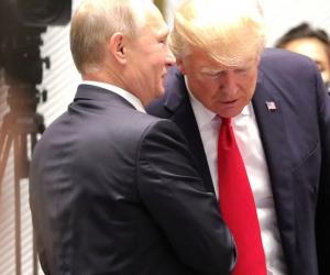 Россия ищет пути для организации контакта Путина и Трампа