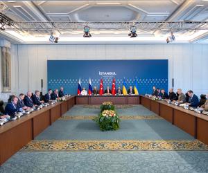 Момент истины: что на самом деле происходит на фронте и в переговорных коридорах