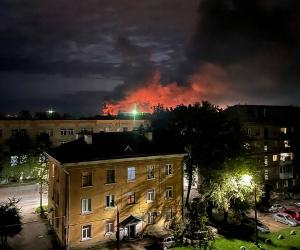 Ночной рекорд ПВО: 102 беспилотника атаковали семь регионов России и почему Саратовская область снова в центр ...