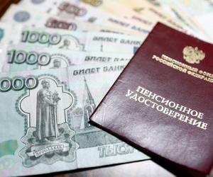 Деньги на карту с 1 января: полный календарь пенсионных повышений на 2026 год