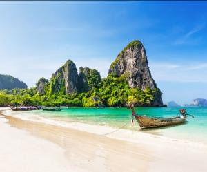 Пляжи, виза и цены: какие страны стали топовыми для отдыха россиян