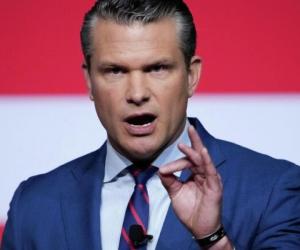 Кого внезапно отстранили от переговоров по урегулированию украинского конфликта? «Глава Пентагона стал параноидальным»