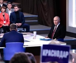 Более миллиона голосов: какой вопрос вы бы задали президенту на прямой линии?