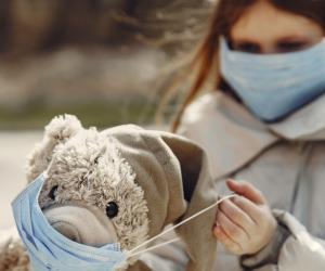 Апельсины, морковь и рыба: врач объяснила, как простые продукты спасают детский иммунитет