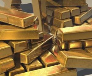 Золотой поток на Восток: Россия и Китай побили все рекорды по поставкам драгметалла