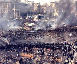 «Искандеры» вместо цветов: как Россия «поздравила» Киев с годовщиной Майдана